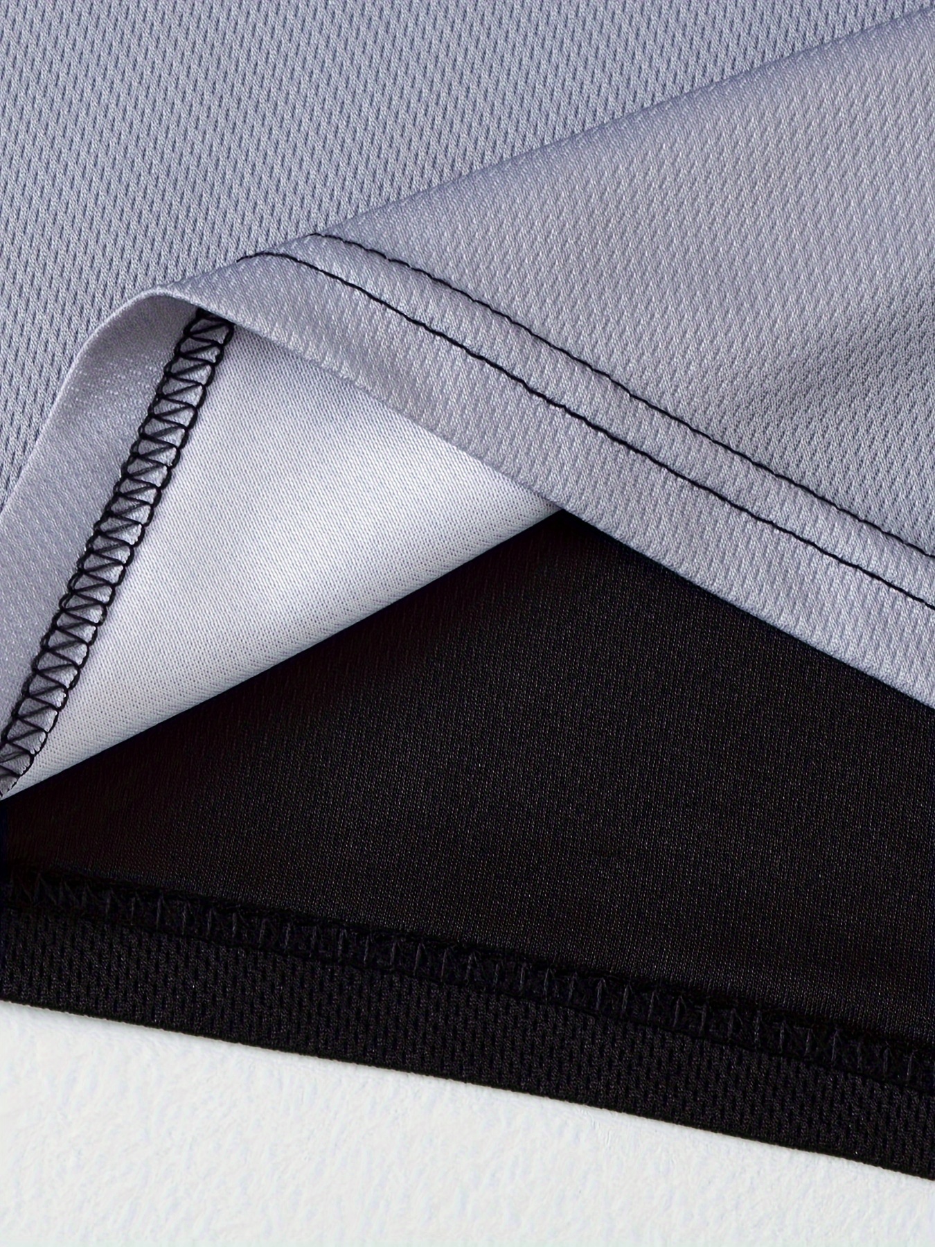 Set of 6 Men's Short-Sleeve And Shorts Sports Outfits