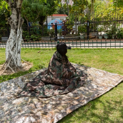  Camouflage Camping Blanket