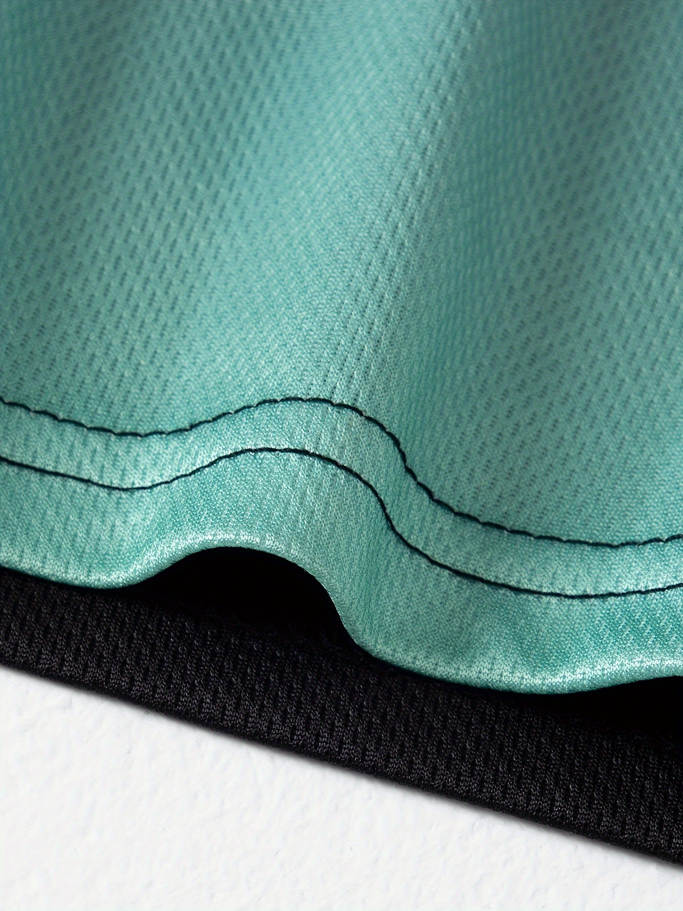 Set of 6 Men's Short-Sleeve And Shorts Sports Outfits