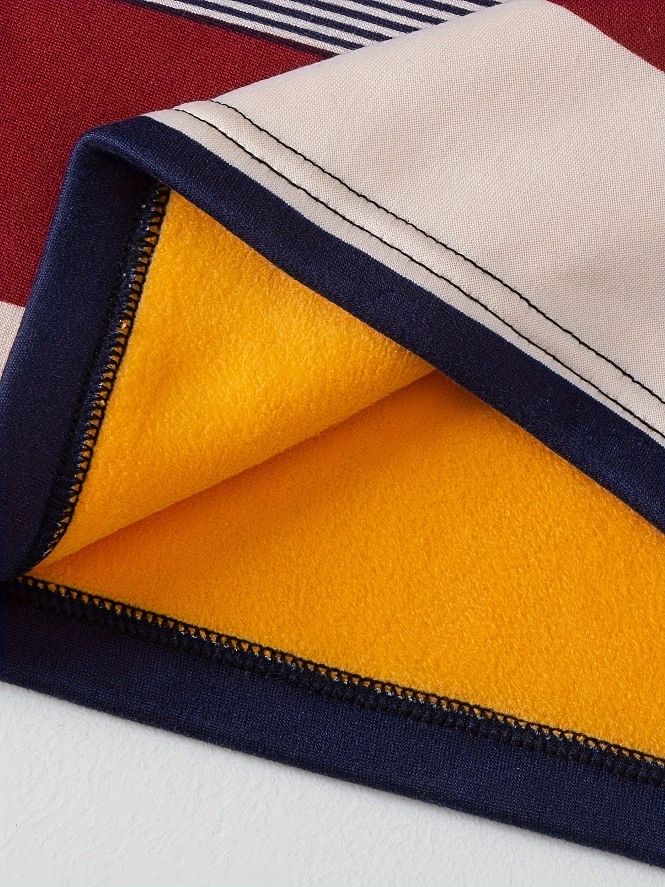 2 Pcs Men's Striped Thermal Base Layer Set