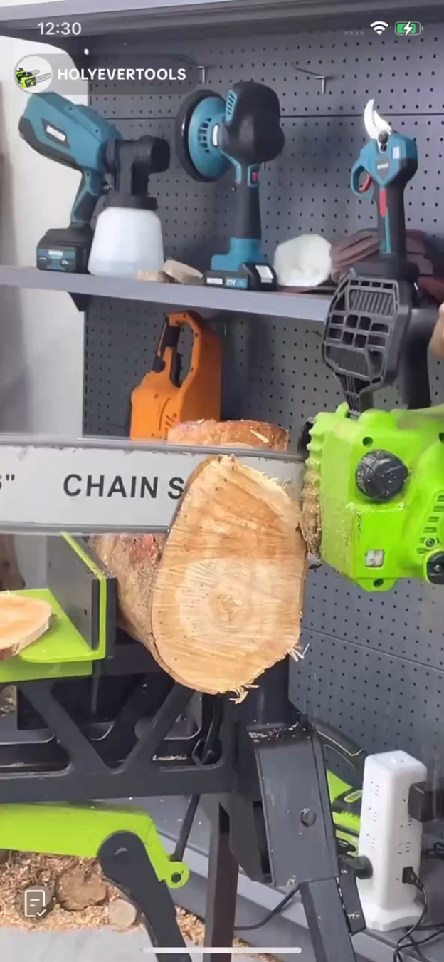 16-Inch Cordless Brushless Electric Chainsaw,  With 2x4.0 Makita 42V Li-Ion Batteries