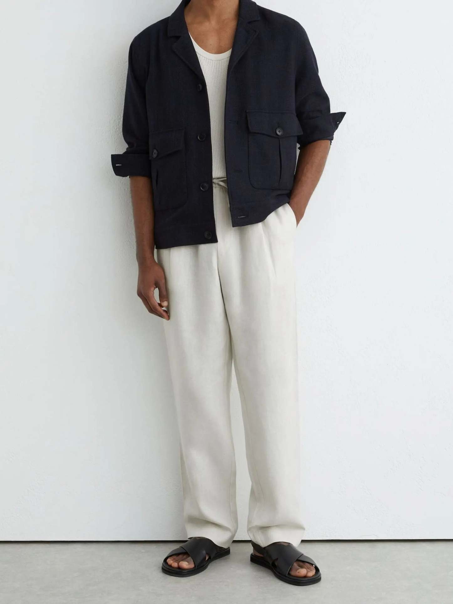 100% Linen Relaxed-Fit Drawstring Trousers