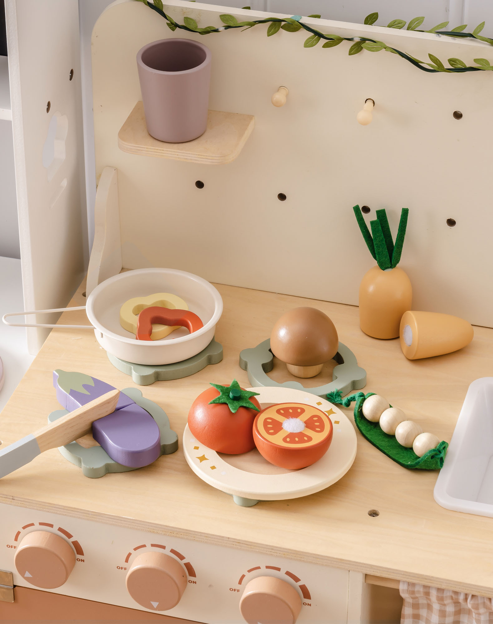 ROBUD Wooden Childs Play Food Set - Vegetables