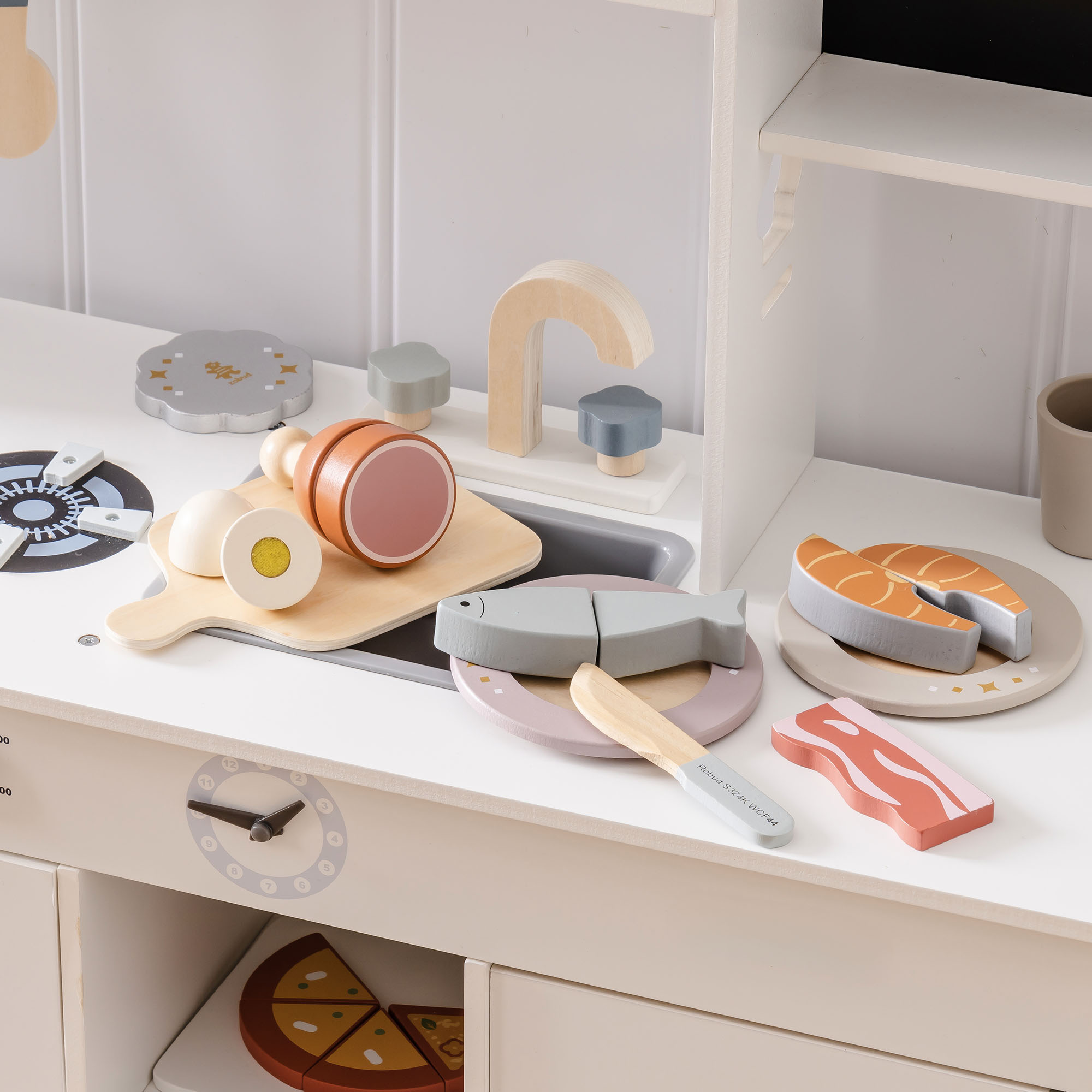 ROBUD Wooden Childs Play Food Set -  Meat