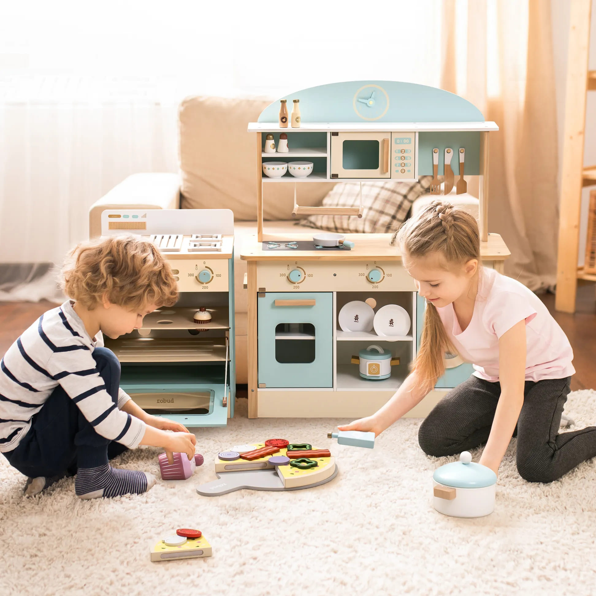 What Age Is Best for a Play Kitchen
