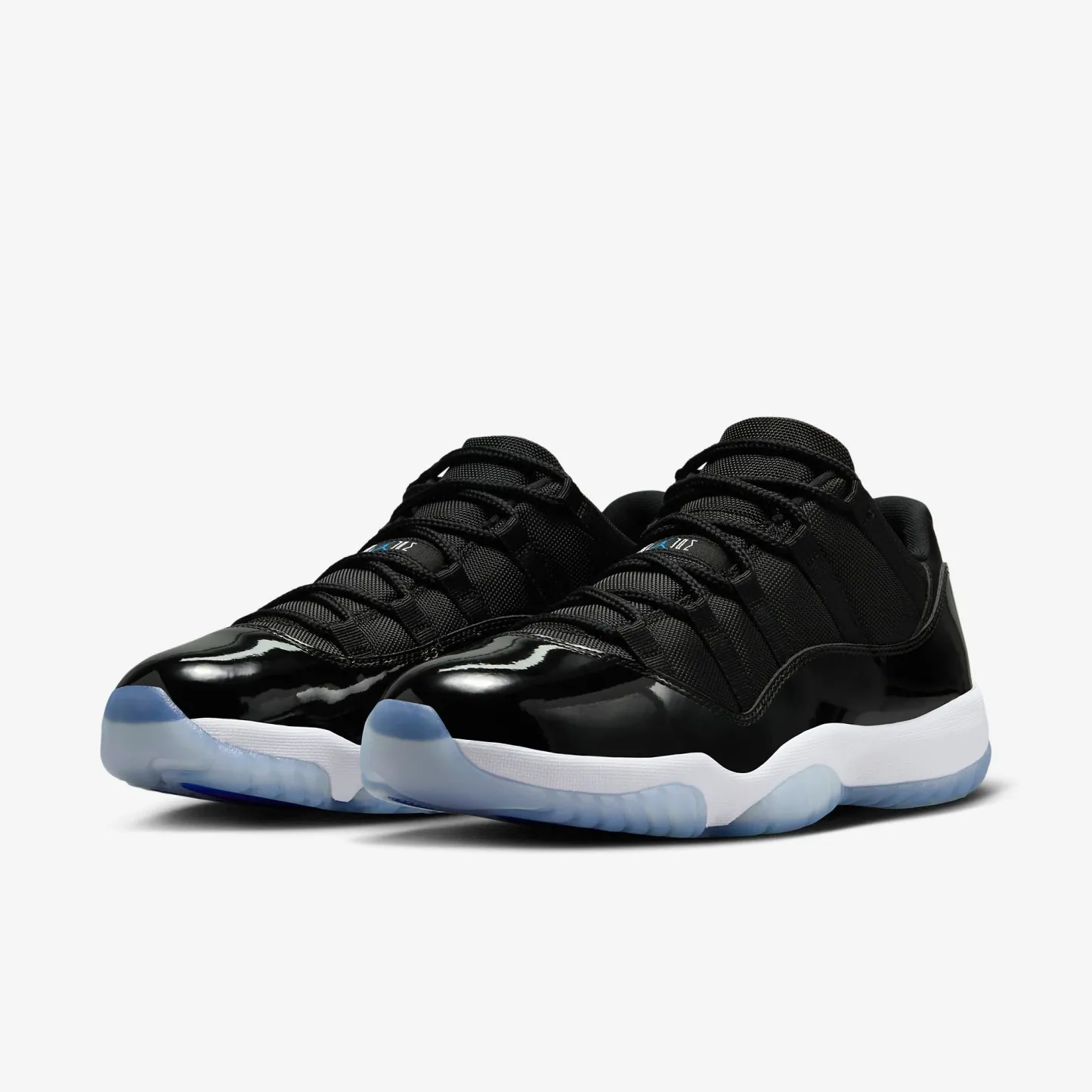 (Men's) Athtir Jorthtdan 11 Retro Low 'Space Jam' (2024) FV5104-004