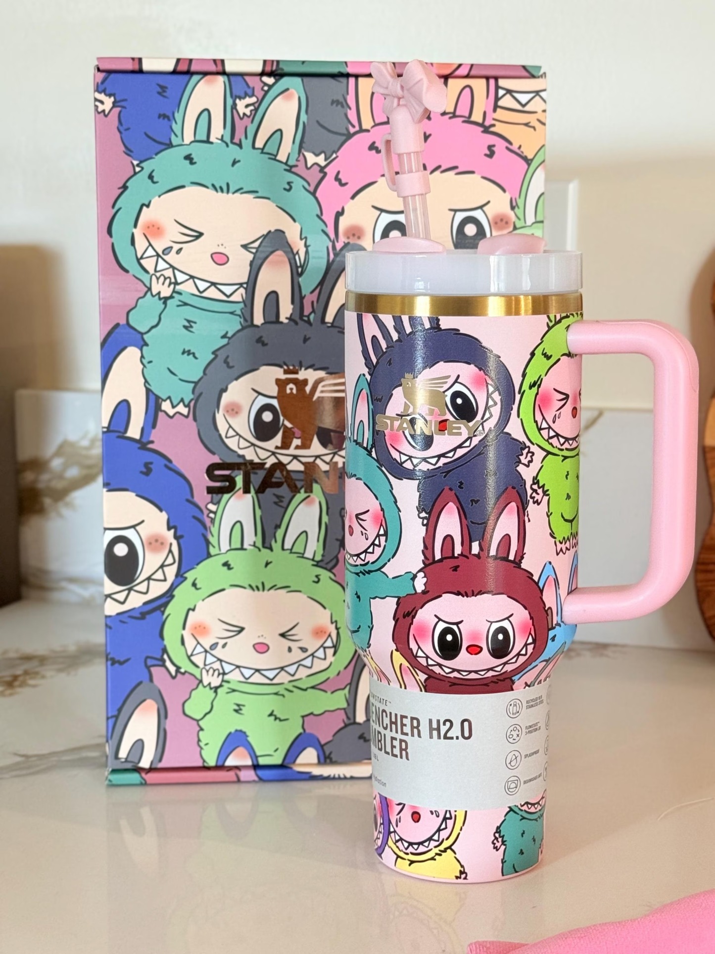 THE MONSTERS “Labubu” x Stathtnley Quencher H2.0 Tumbler – 40oz