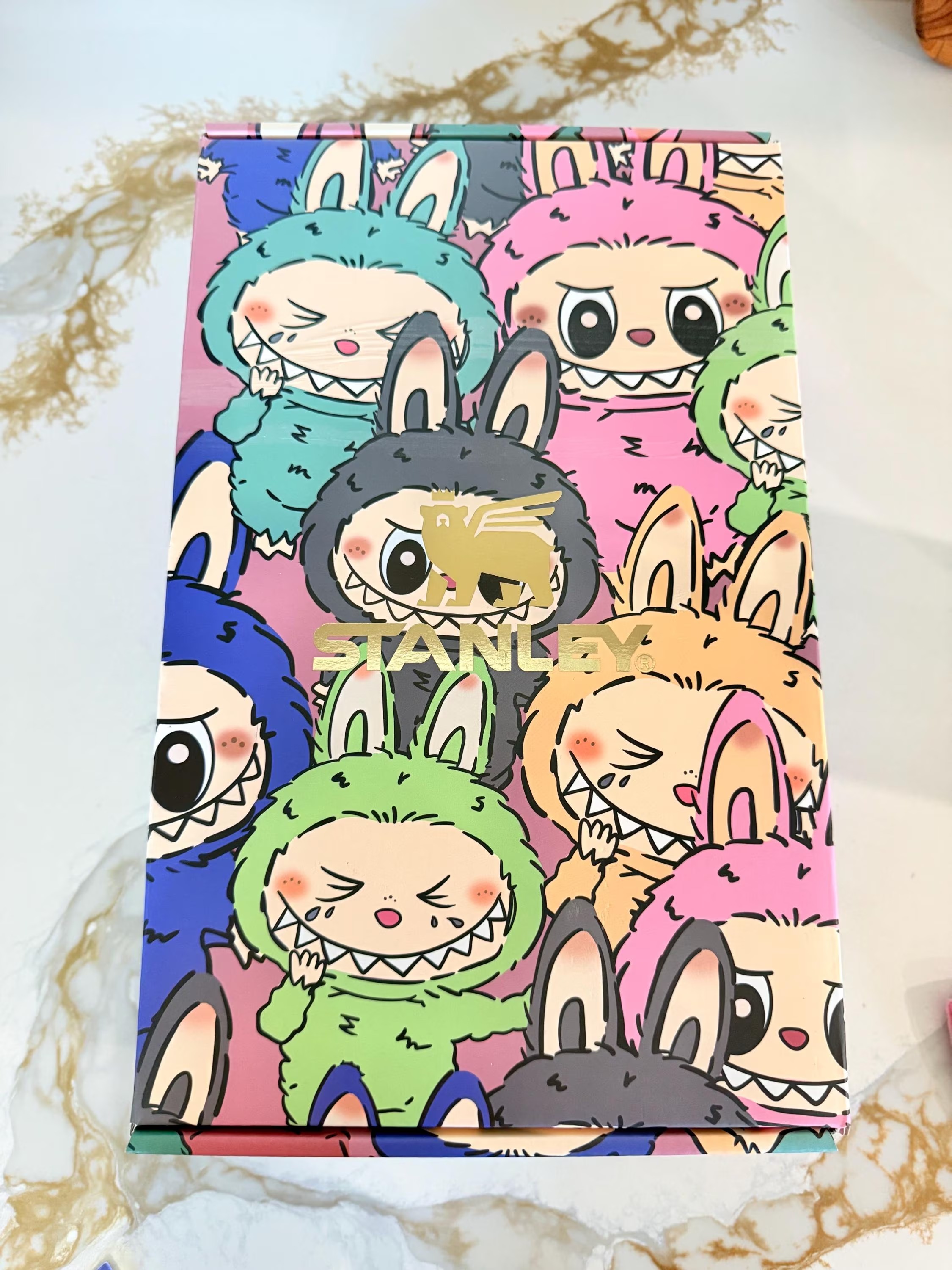 THE MONSTERS “Labubu” x Stathtnley Quencher H2.0 Tumbler – 40oz