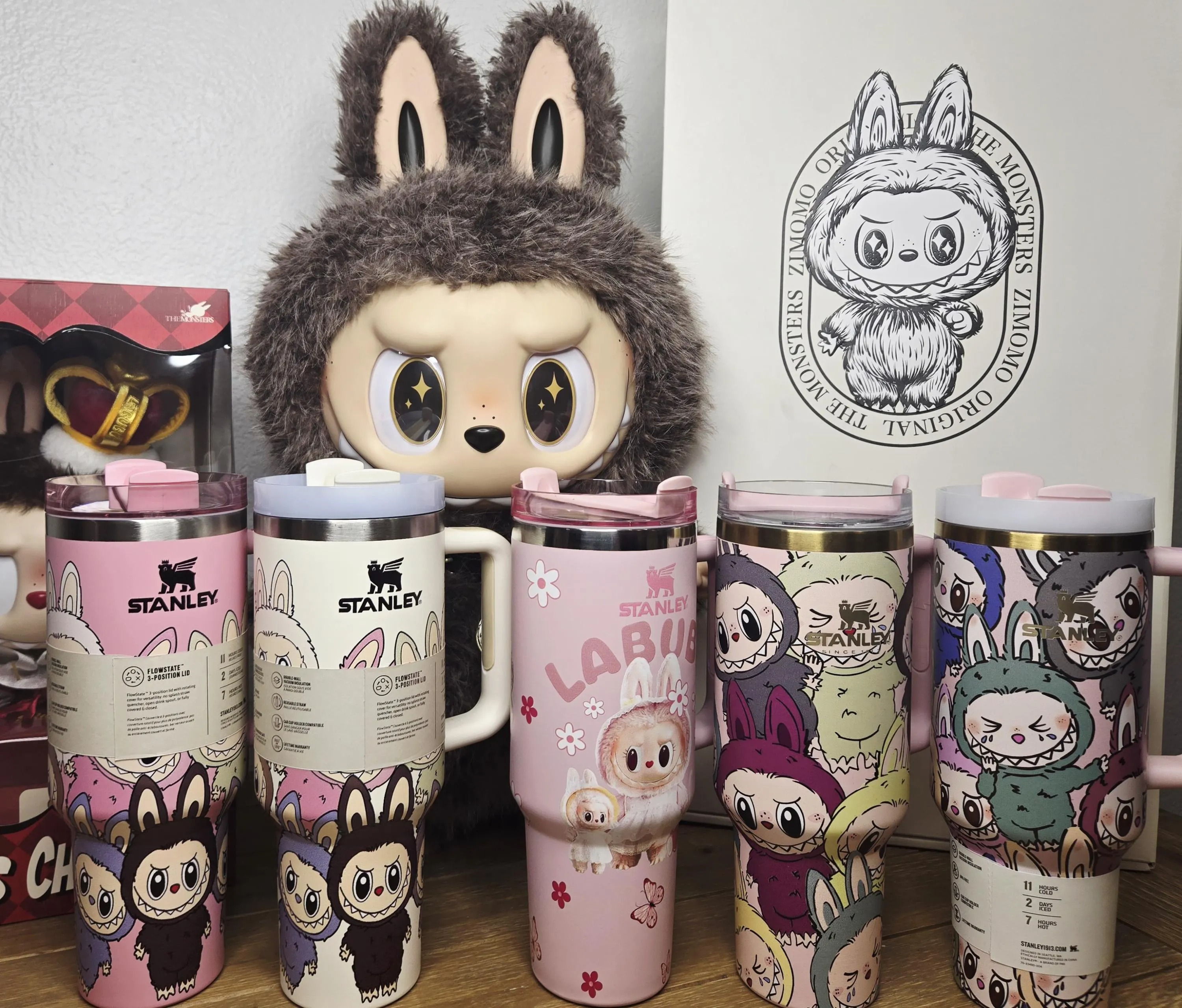 THE MONSTERS “Labubu” x Stathtnley Quencher H2.0 Tumbler – 40oz