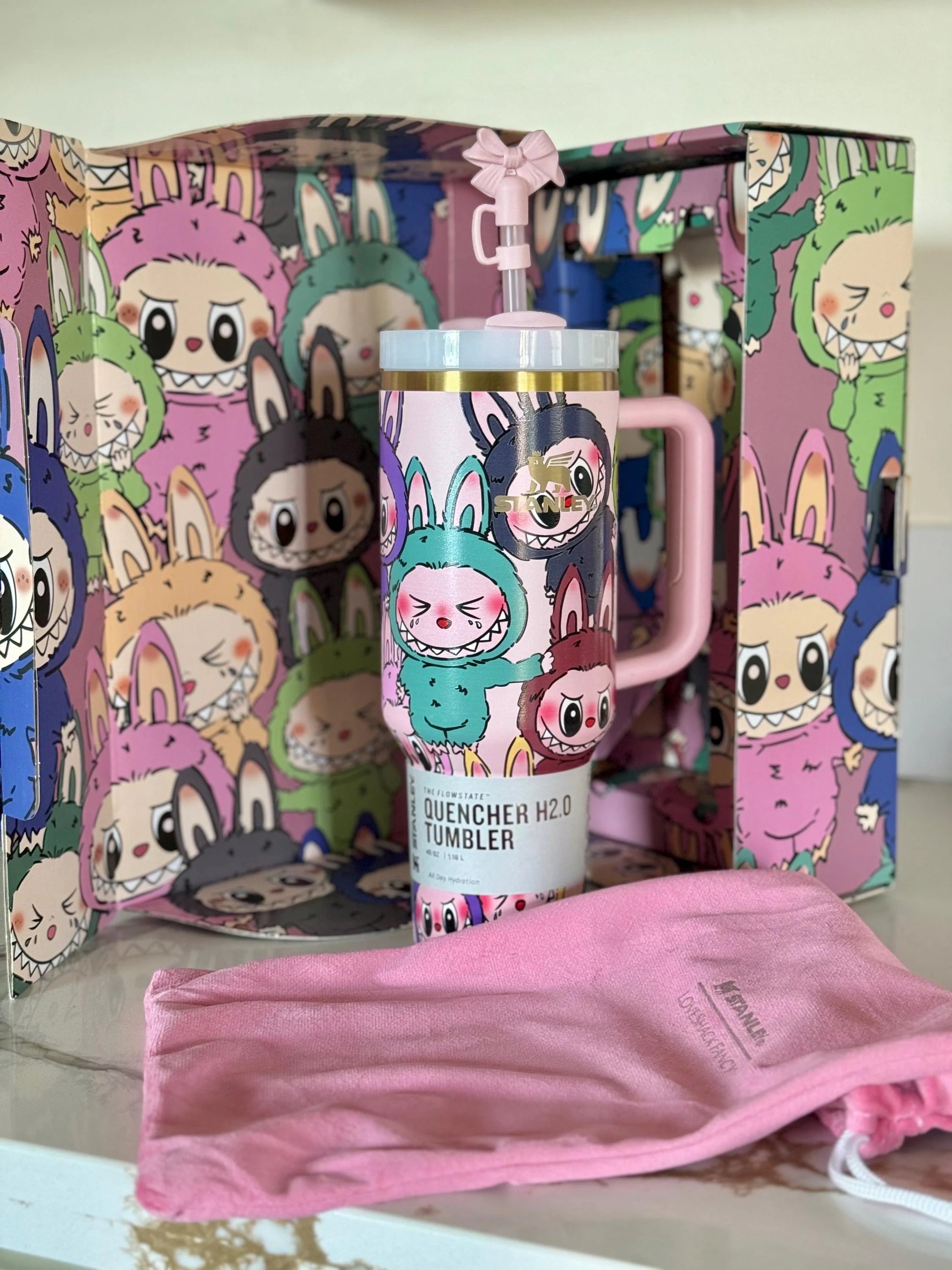 THE MONSTERS “Labubu” x Stathtnley Quencher H2.0 Tumbler – 40oz