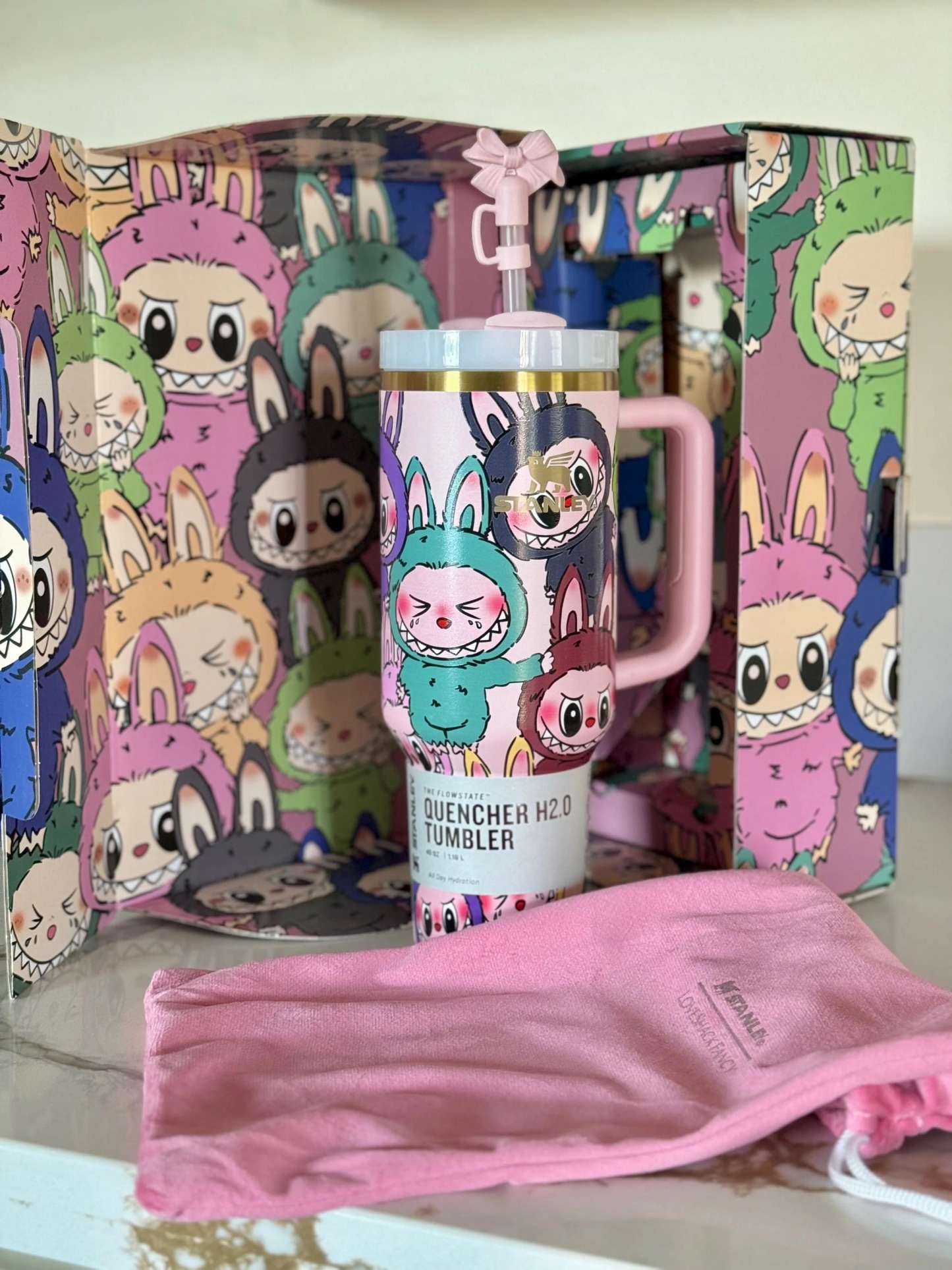 THE MONSTERS “Labubu” x Stathtnley Quencher H2.0 Tumbler – 40oz