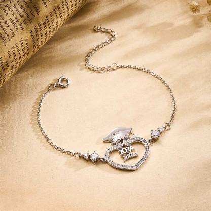 Personalized Graduation Cap Bracelet with Name for Class of 2024 Graduation Gift for Her