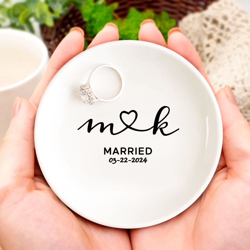 Personalized Engagement Ring Dish Custom Wedding Ring Dish Ceramic Jewelry Dish Ring Holder Bridesmaid Gift