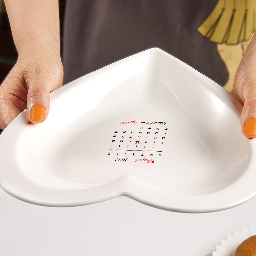 Custom Date Ceramic Plate Personalized Heart Shaped Dinner Plate