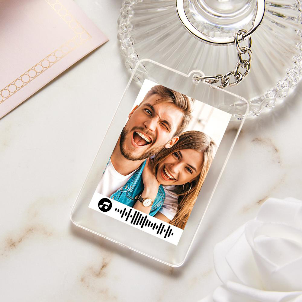 Personalised Keychain Custom Scannable Code Keychain Memorial Song Gift