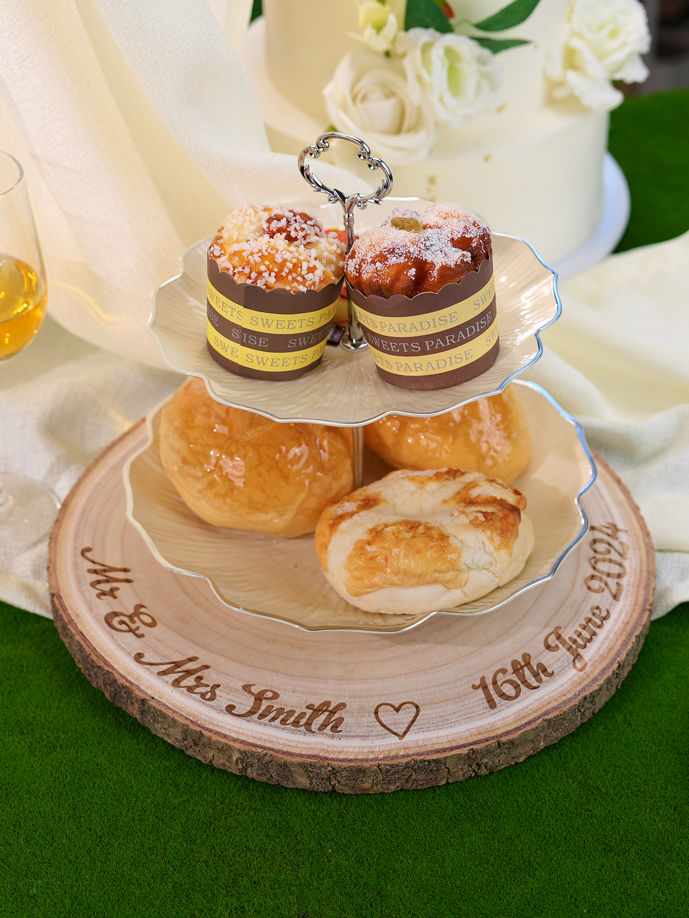 Personalized Engraved Wood Slice Wedding Cake Display Board