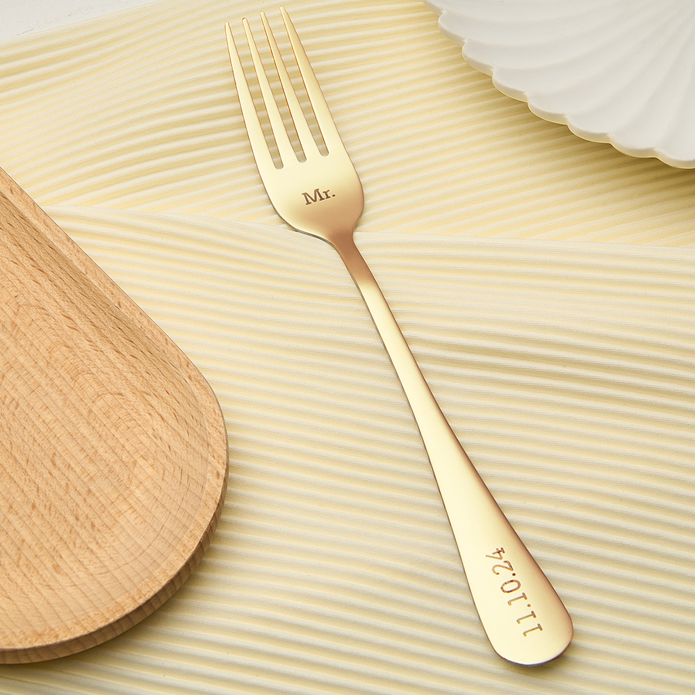 Personalized Wedding Tableware Mr & Mrs Wedding Forks Wedding Gift