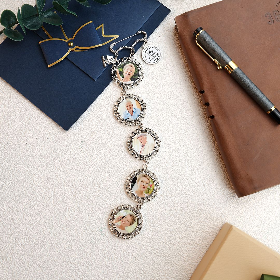 Personalized Graduation Cap Memorial Tassel Brooch Pin Grad Ceremony Sympathy Gift for Class of 2024 Graduates