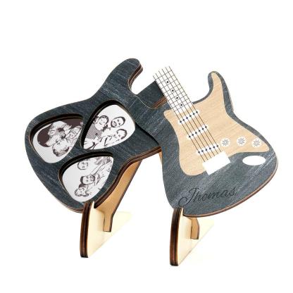 Personalised Wooden Picks Case Guitar Picks Set Engraved Box with 3 Guitar Picks Great Gifts for Him