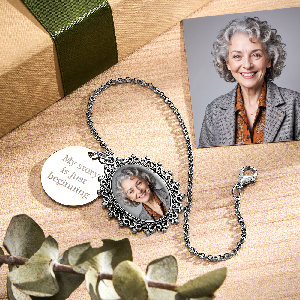 Personalized Wedding Bouquet Graduation Cap Photo Charm with Engraved Charm for Graduation Wedding Gifts