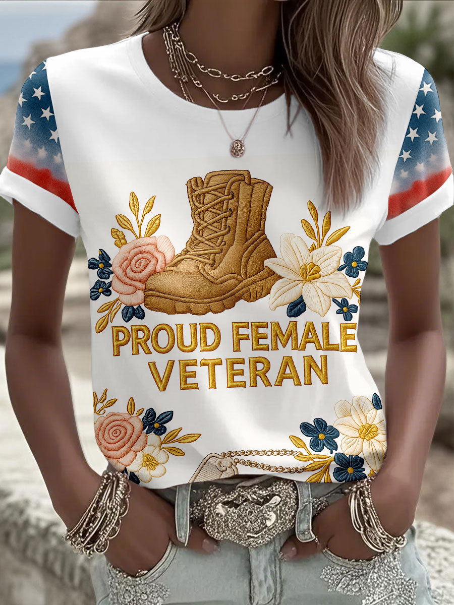 Women's Proud Female Veteran Floral Print T-Shirts