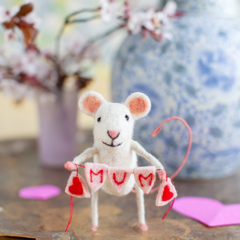 🔥Limited Edition🎁Wool Felt Animal – A Heartfelt Gift for Mom