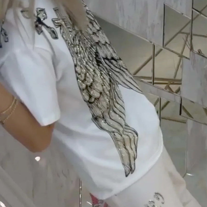 Fascino Italiano: Set T-shirt & Pantaloni con Diamanti