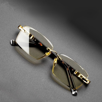 Aucune ordonnance requise ; s'ajuste automatiquement de -7 à +7 dioptries pour répondre à vos besoins visuels. Lunettes anti-fatigue à cristaux naturels, zoom automatique pour presbytie