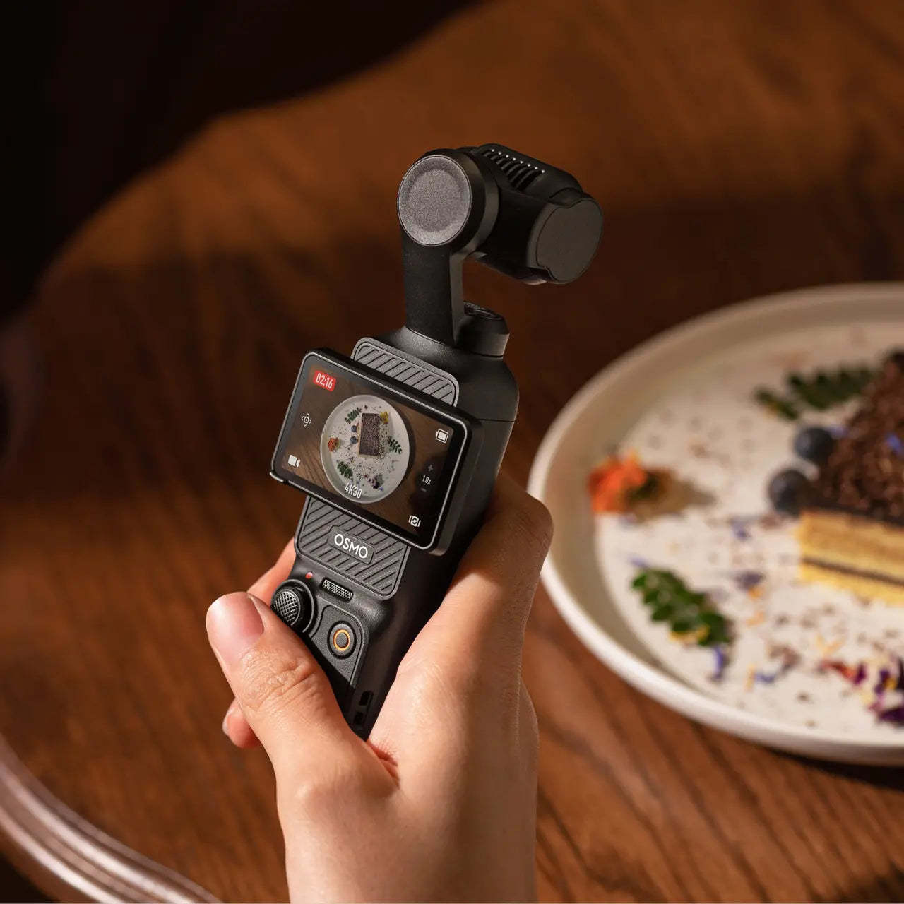 DJI Osmo Pocket 3 Handheld Camera Creator Combo