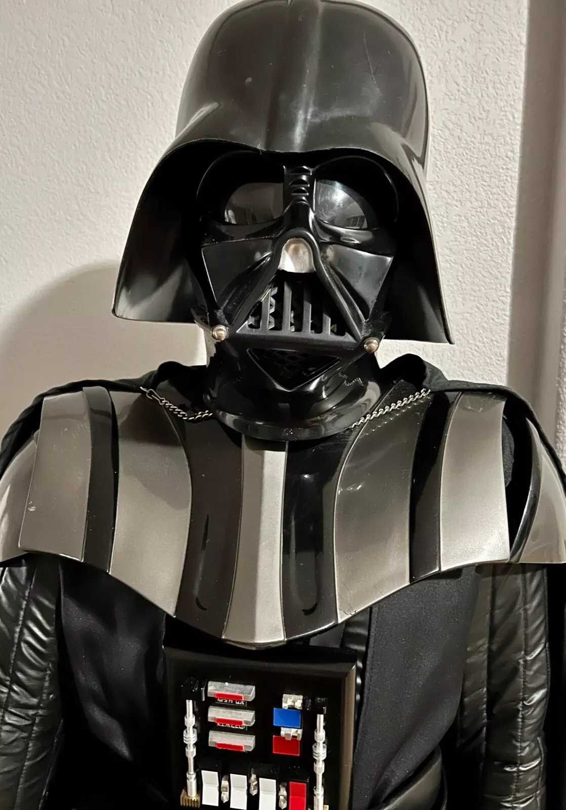 STAR WARS LIFE SIZE 1:1 CUSTOM MADE DARTH VADER COSTUME - STATUE MANNEQUIN