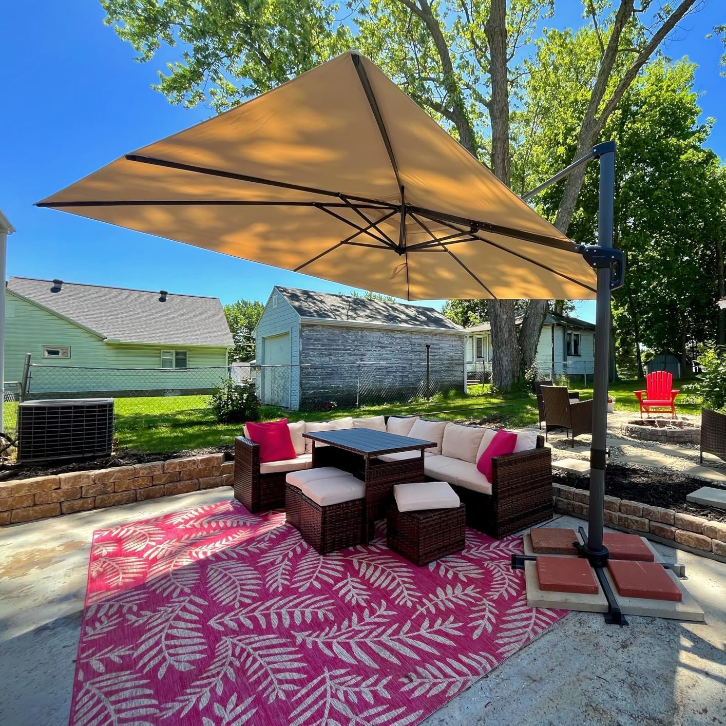 11 Feet Patio Umbrella with Base Outdoor Cantilever Round Umbrella Aluminum Offset Umbrella with 360-degree Rotation for Garden Deck Pool Patio, Beige