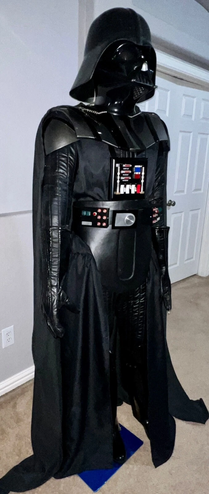 STAR WARS LIFE SIZE 1:1 CUSTOM MADE DARTH VADER COSTUME - STATUE MANNEQUIN