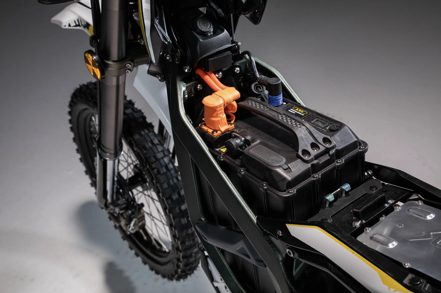 SURRON ULTRA BEE (OFF ROAD)