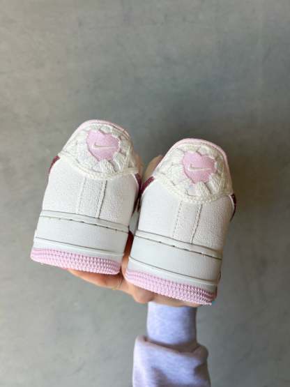 SIZE 7.5 Special Edition💕 Swarovski Womens Nike Air Force 1