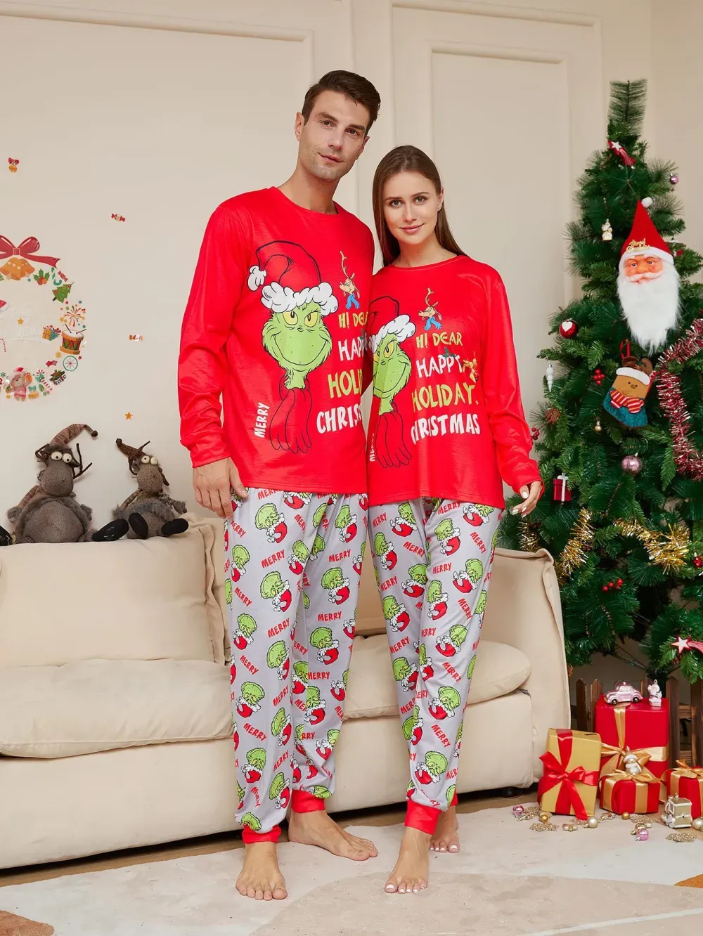 New Christmas family pajamas set with cartoon letter pattern