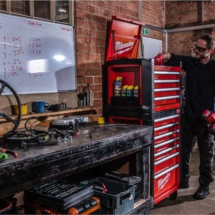 TOOLGUARD™ 30″ / 78 cm 7-drawer steel storage rolling cabinet