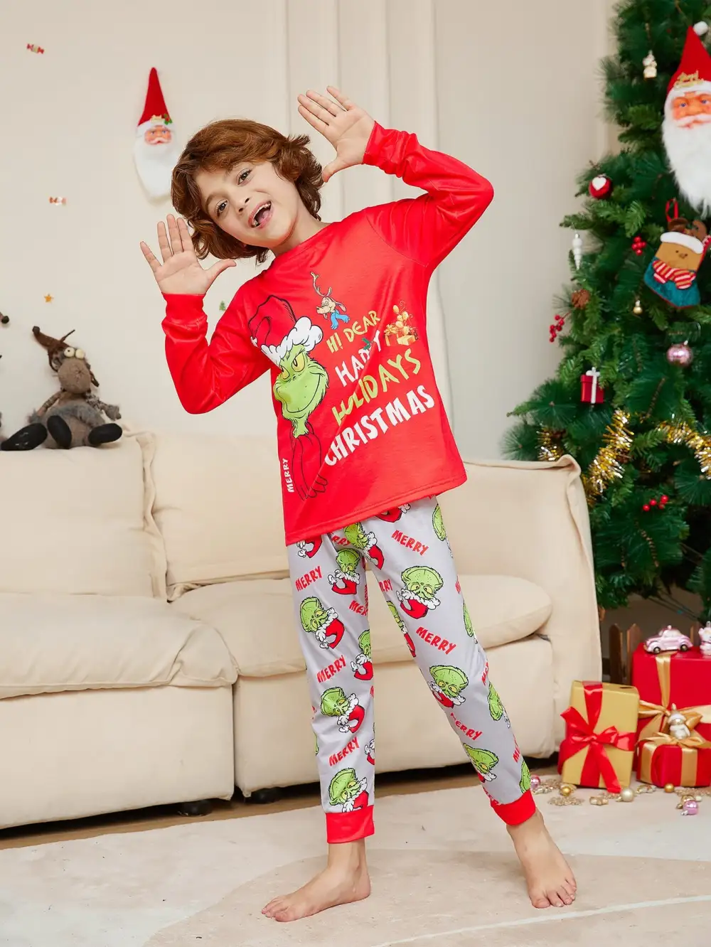 New Christmas family pajamas set with cartoon letter pattern
