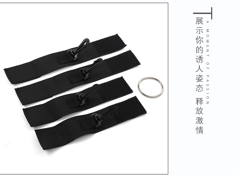 Kit de Amarração com 4 Tiras e Anel Central – Restrições Cruzadas BDSM