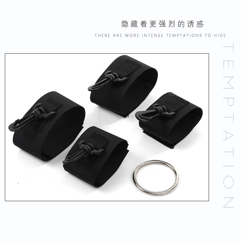 Kit de Amarração com 4 Tiras e Anel Central – Restrições Cruzadas BDSM