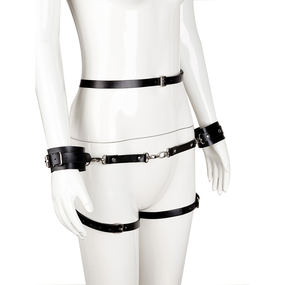 Harness com Algemas e Cintos de Coxa