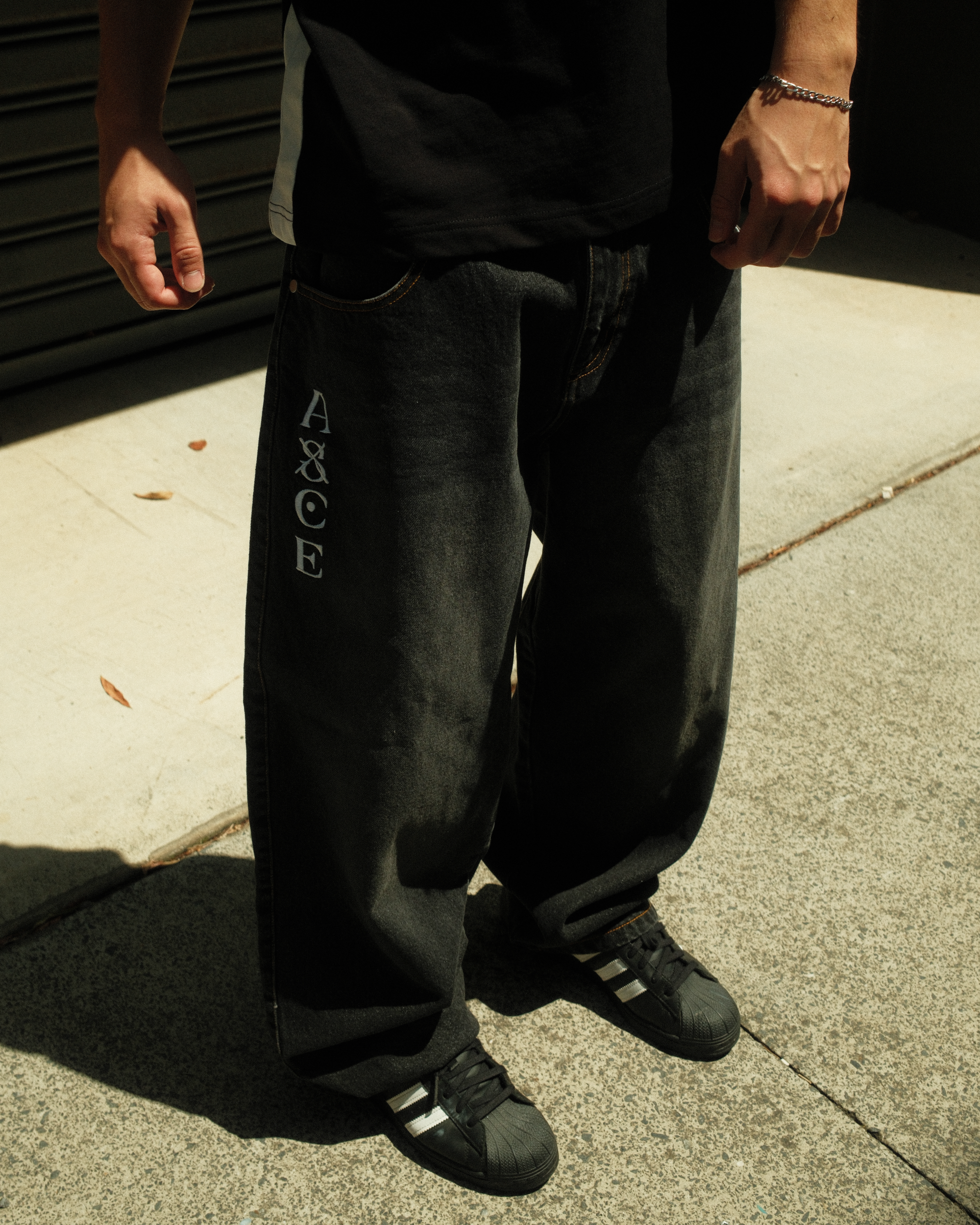 One Piece Asce Embroidery Jeans