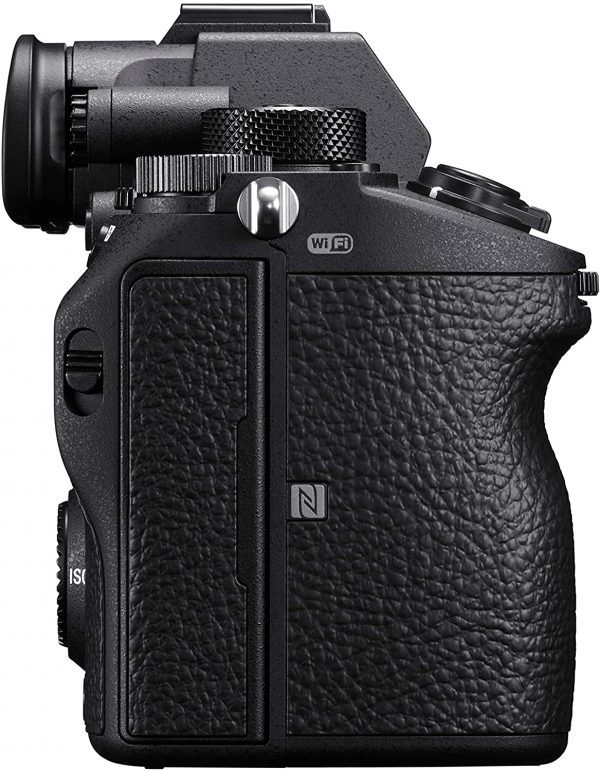 a7R III Mirrorless Camera: 42.4MP Full Frame High Resolution Interchangeable Lens Digital Camera with Front End LSI Image Processor, 4K HDR Video and 3" LCD Screen - ILCE7RM3/B Body, Black