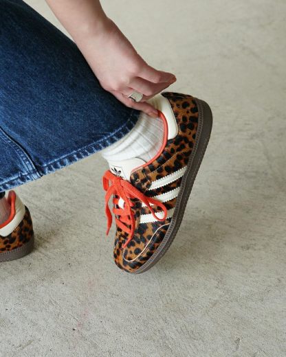 AD Sambae Womens Shoes