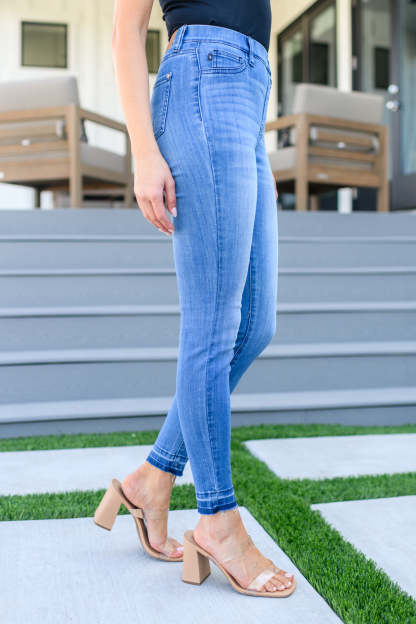 Tummy Control Pull On Skinny Jeans（Buy 2 get 20% off）