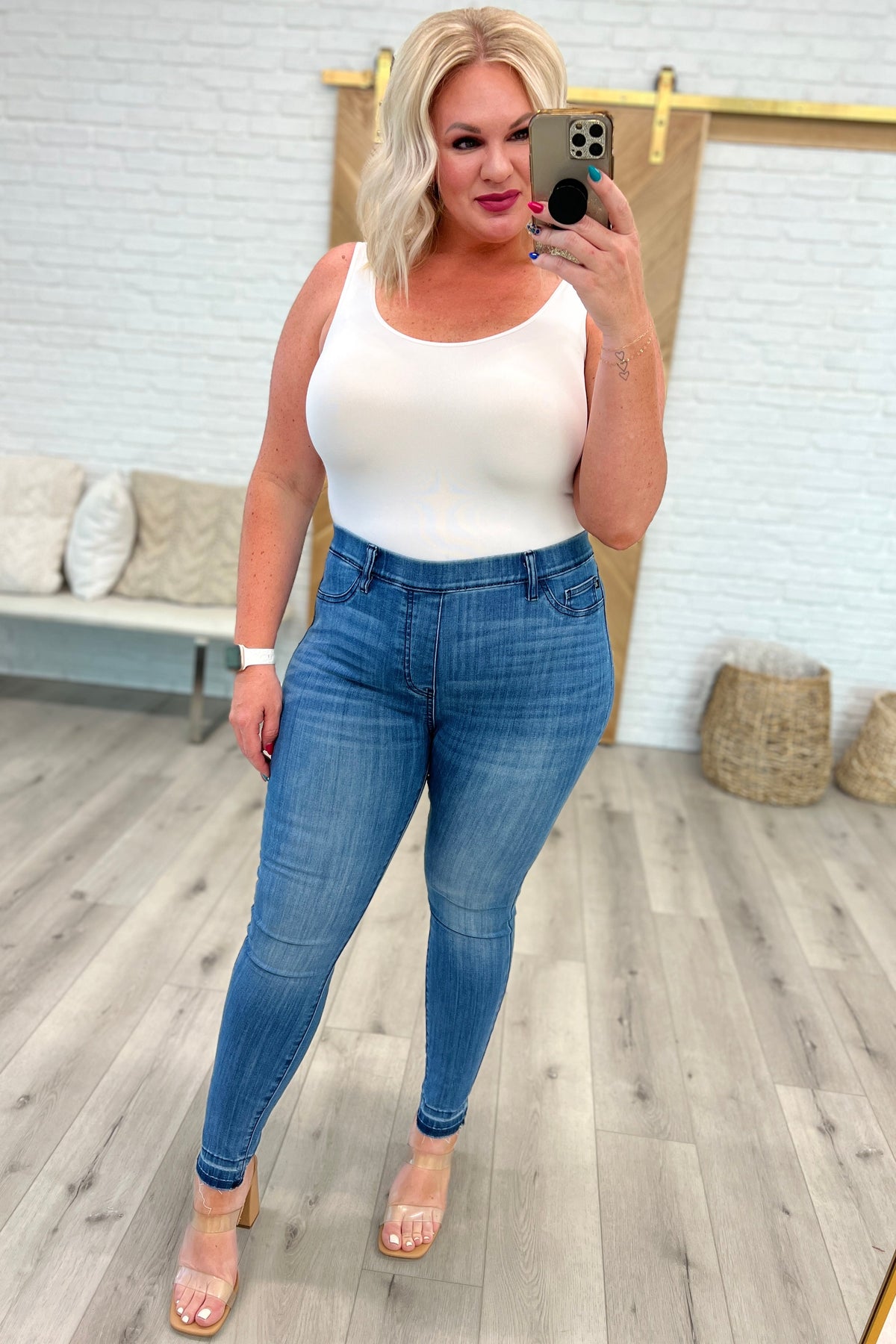 Tummy Control Pull On Skinny Jeans（Buy 2 get 20% off）