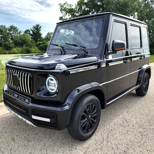 Mini AGM and Mini Land Rover LSV 4-seater electric cars (with air conditioning and heating)