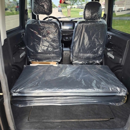 Mini AGM and Mini Land Rover LSV 4-seater electric cars (with air conditioning and heating)