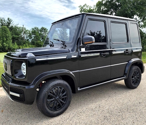 Mini AGM and Mini Land Rover LSV 4-seater electric cars (with air conditioning and heating)