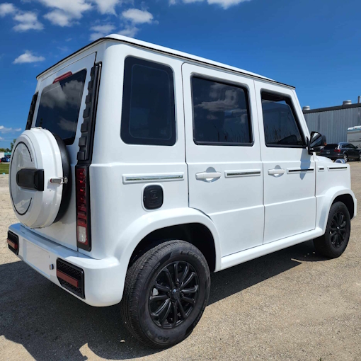 Mini AGM and Mini Land Rover LSV 4-seater electric cars (with air conditioning and heating)