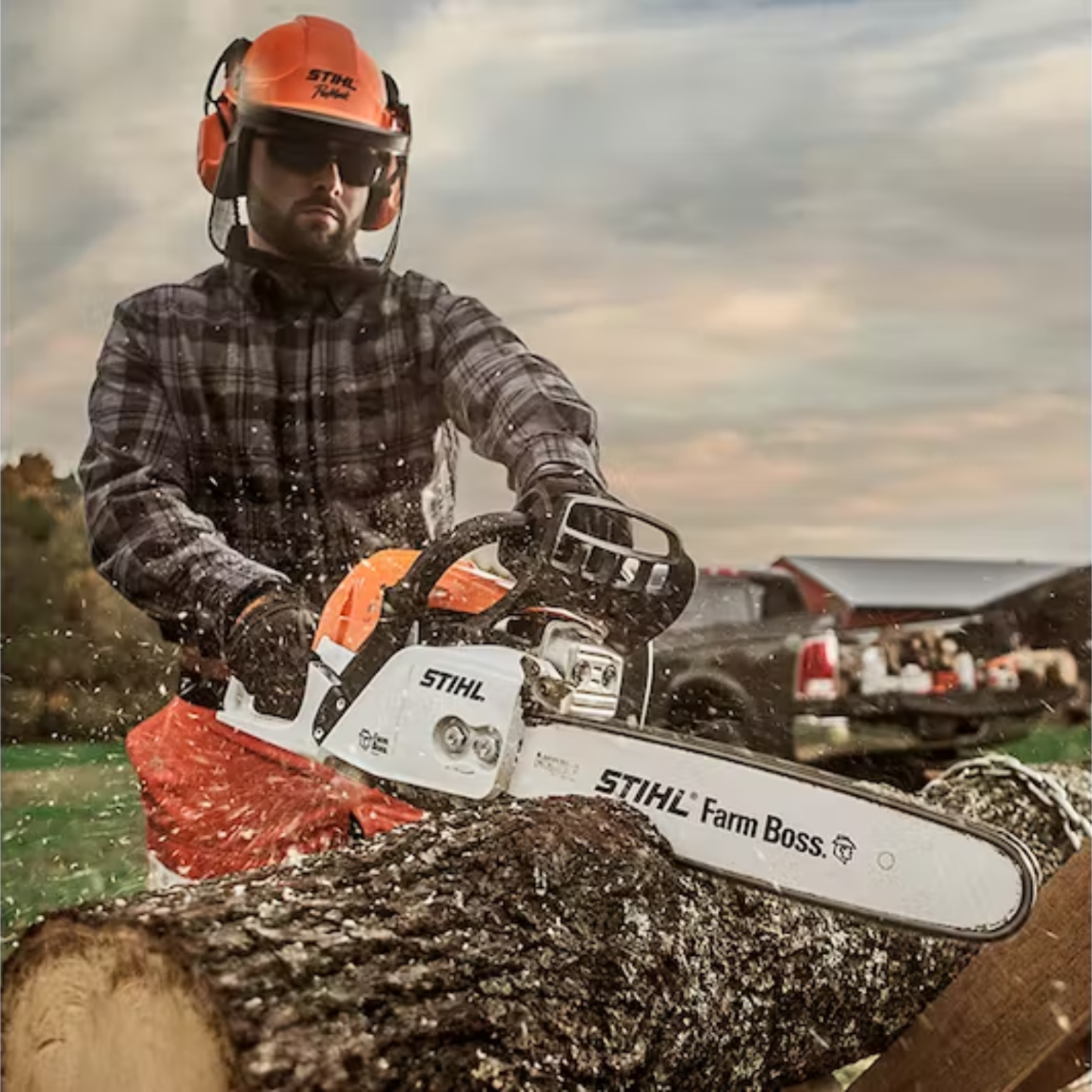 STIHL MS 271 20in Gas Powered FARM BOSS Chainsaw